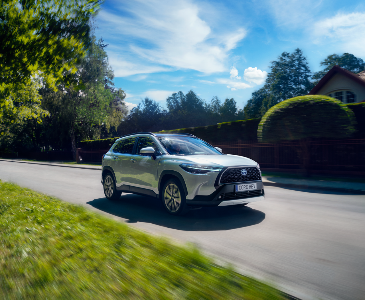 NOVO TOYOTA COROLLA CROSS 1.8 HYBRID